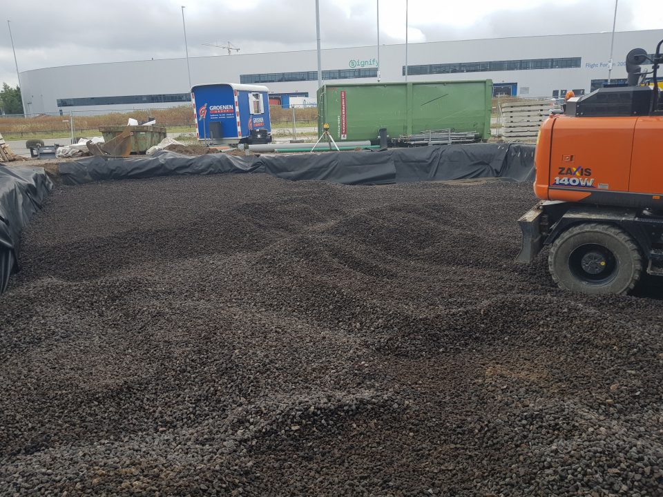 Werk Eindhoven-Flight Forum | Lava 16-32 | Wegenbouw