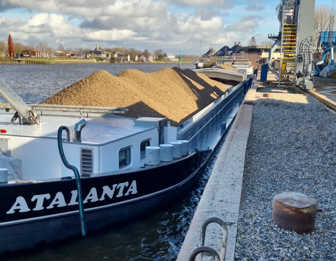 Ijslandse Bims Eemshaven