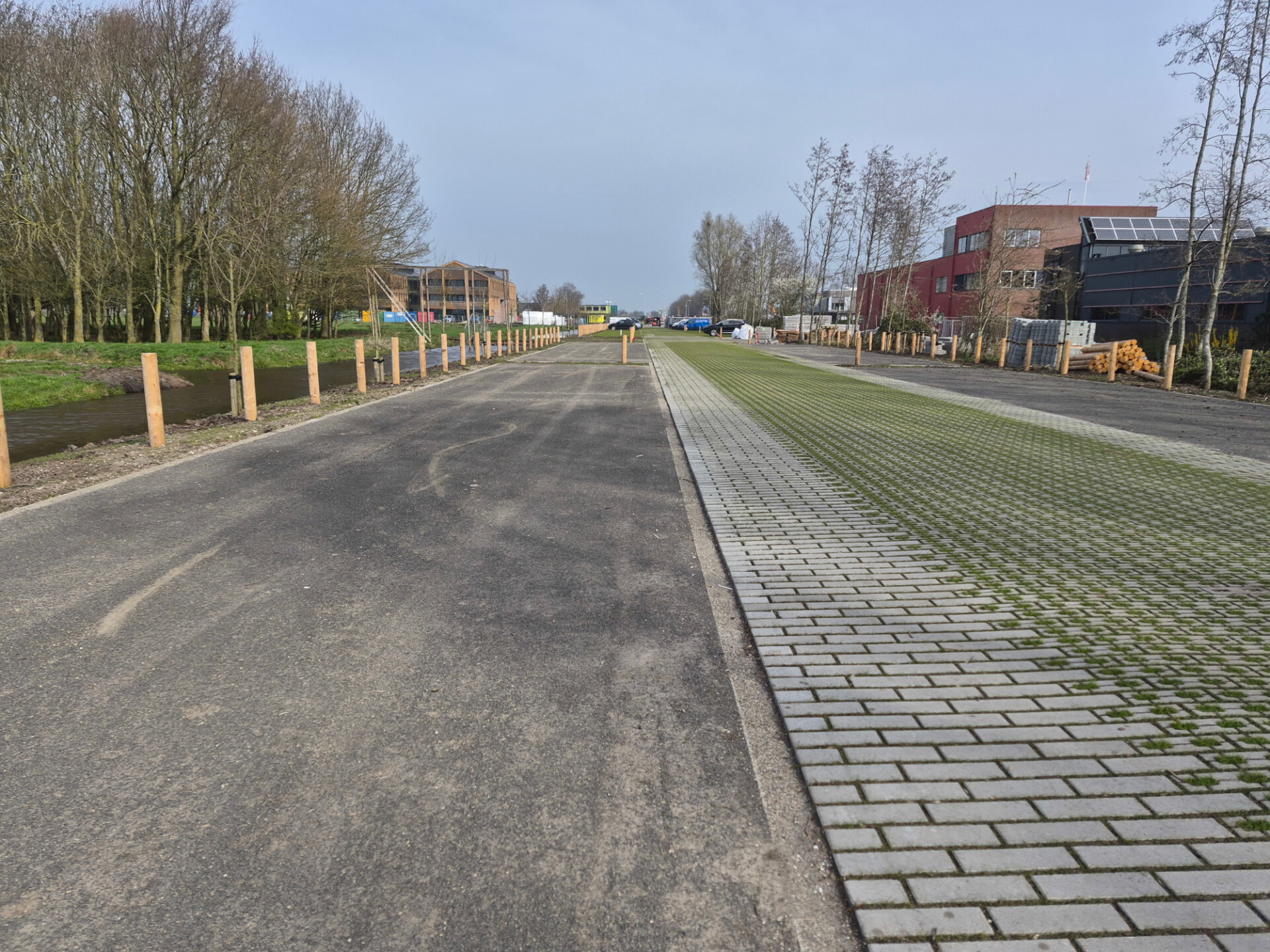 Balastan Wegenbouw Bergambacht Gemeentehuis